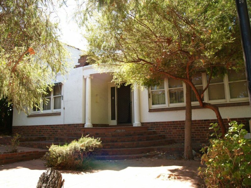 71 Sixth Avenue, St Peters, SA 5069