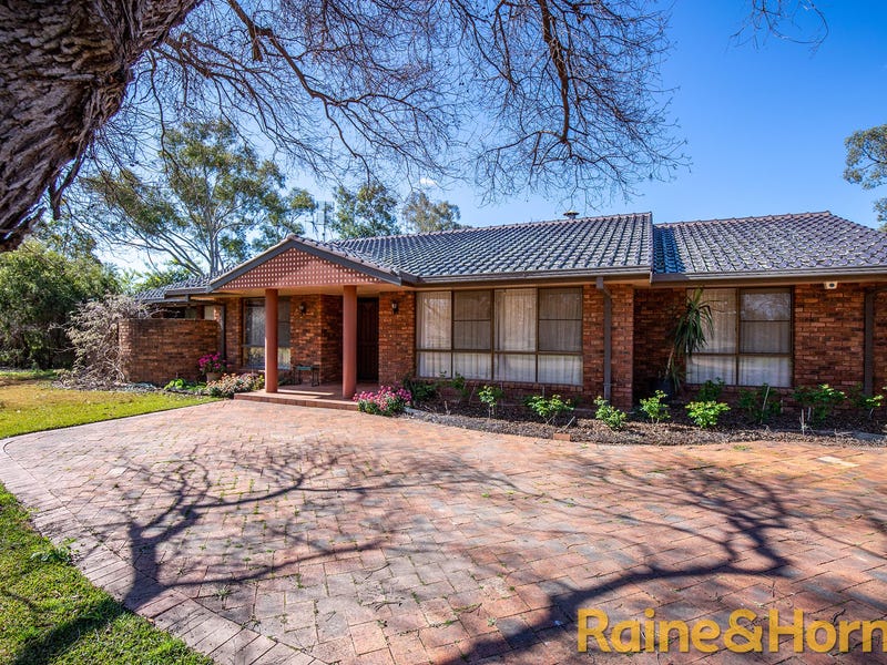 38 Warren Road, Narromine, NSW 2821 Property Details