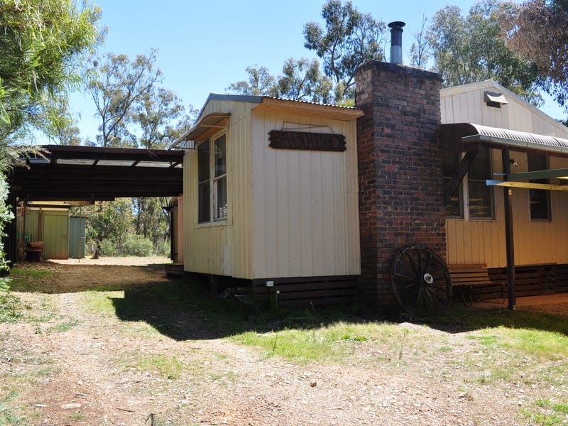 24 Outlook Drive, Jamieson, Vic 3723 Property Details