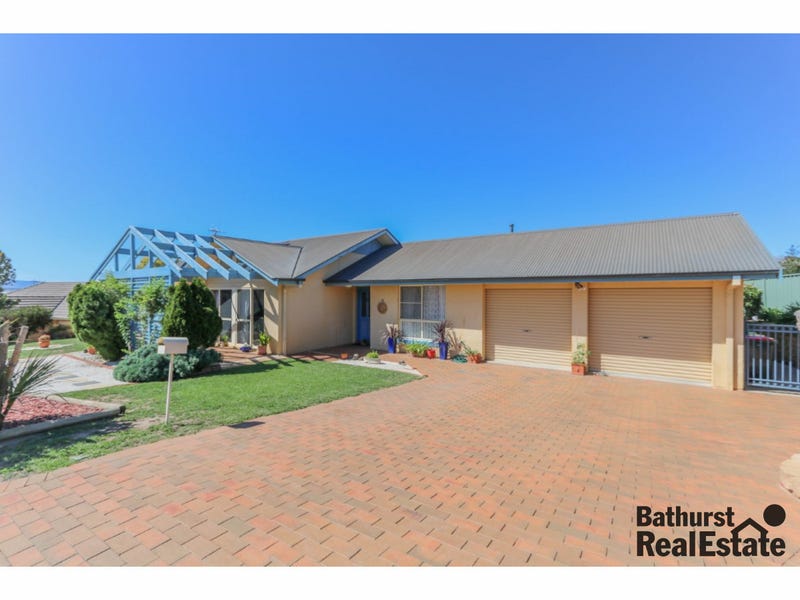 16 Westbourne Drive, Bathurst, NSW 2795 Property Details