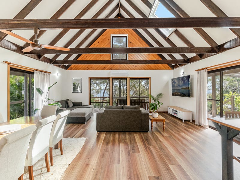 7 Lakes Boulevard, Wooloweyah, NSW 2464 Property Details