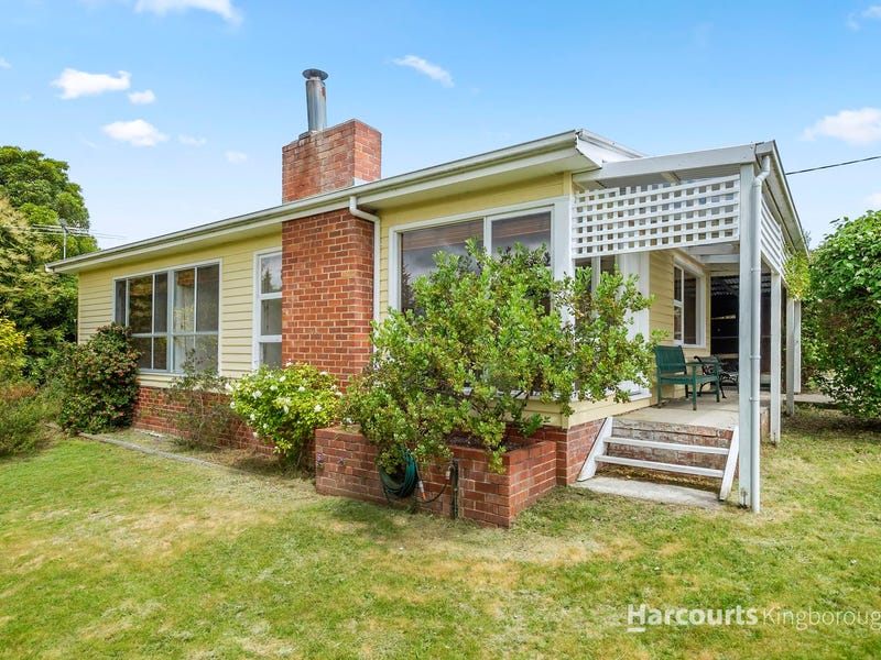 11 Cutana Parade, Snug, TAS 7054