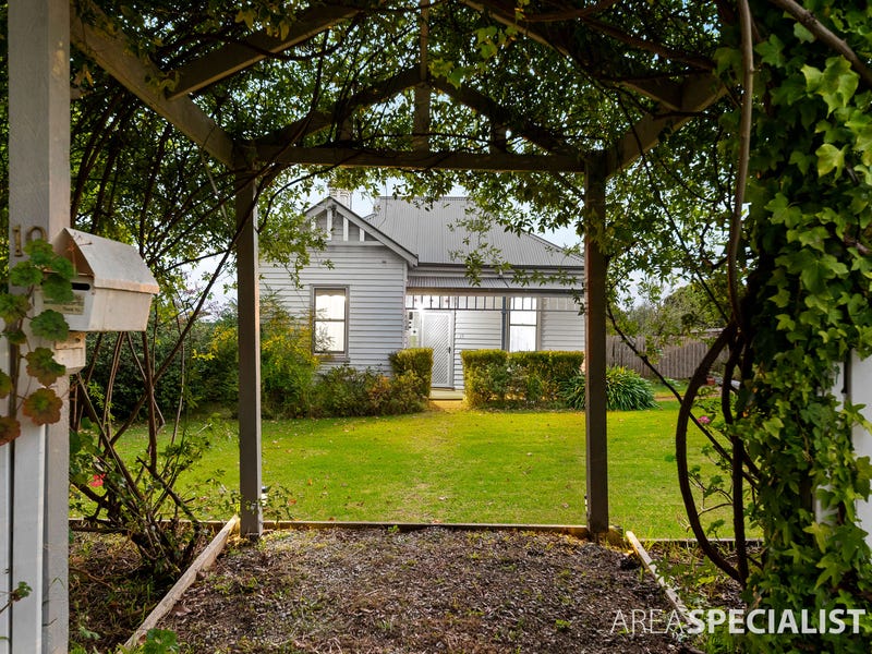 19 Pearson Street, Bunyip, Vic 3815 House for Sale