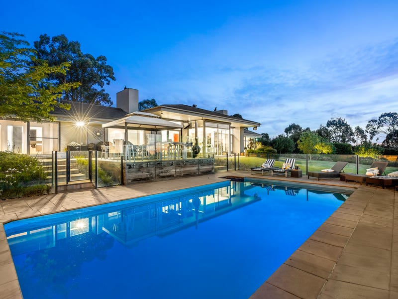 138 Bonds Road, Lower Plenty, Vic 3093