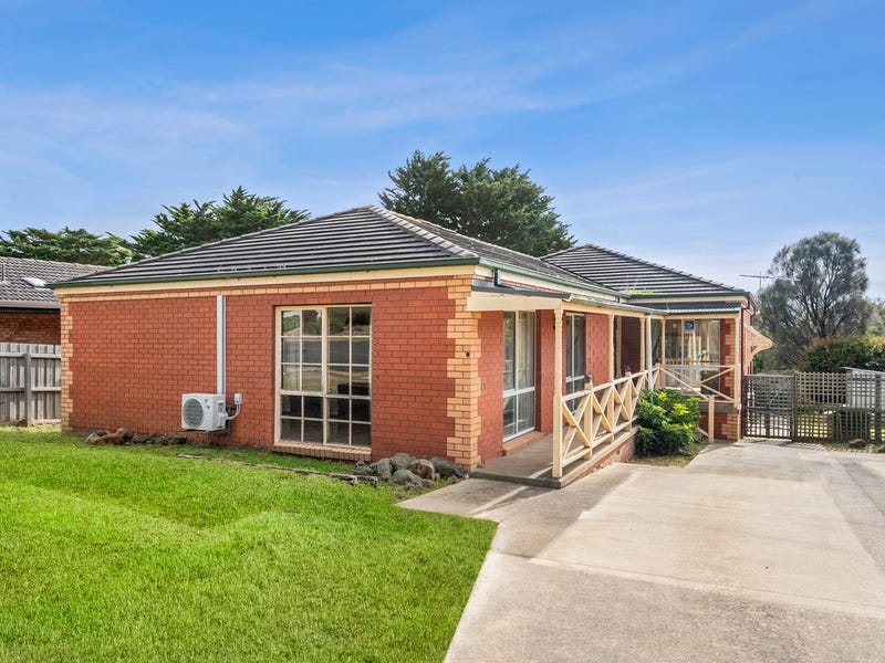 4 Allambee Avenue, Grovedale, Vic 3216 Property Details