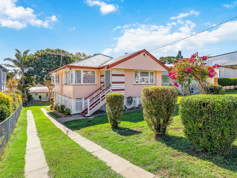 55 Bertram Street, Stafford, Qld 4053 Property Details