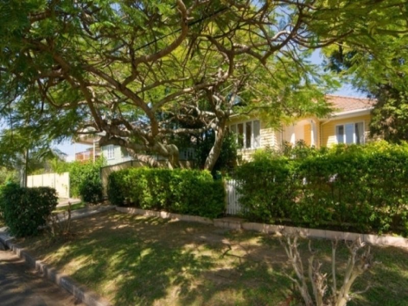 45 Waratah Avenue, Graceville, QLD 4075