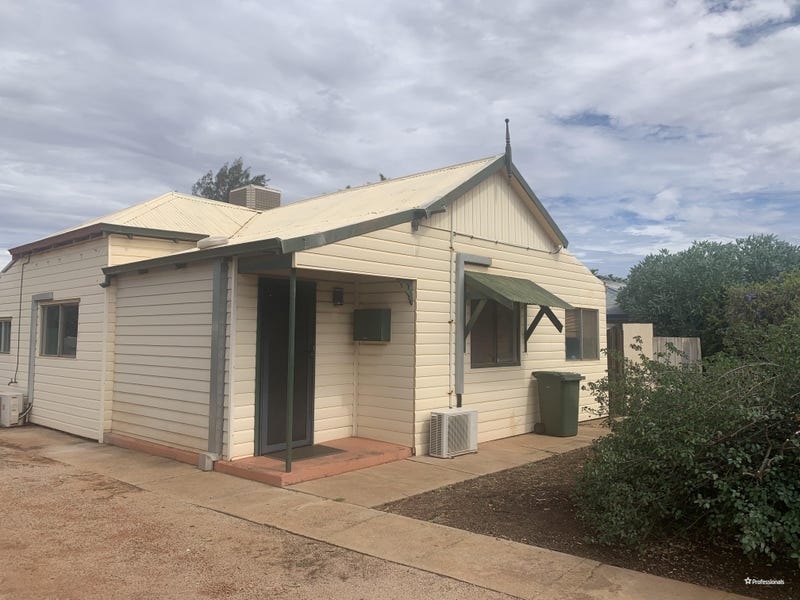 27 Balfour Street, South Kalgoorlie, WA 6430