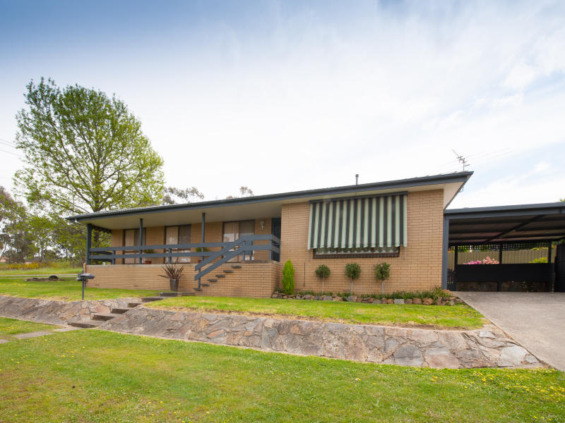 382 Reservoir Road, Lavington, NSW 2641 Property Details