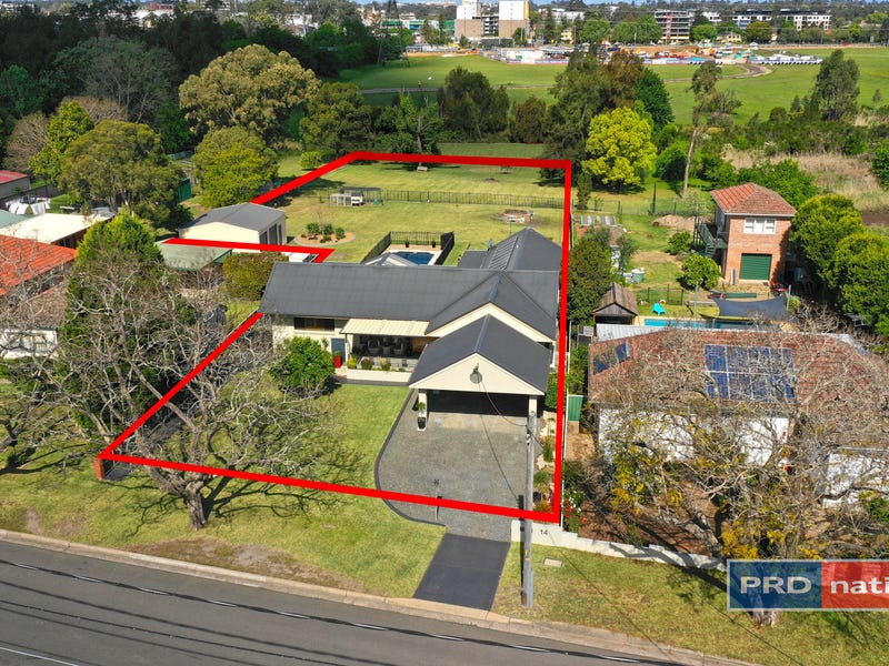 14 Ladbury Avenue, Penrith, NSW 2750 Property Details