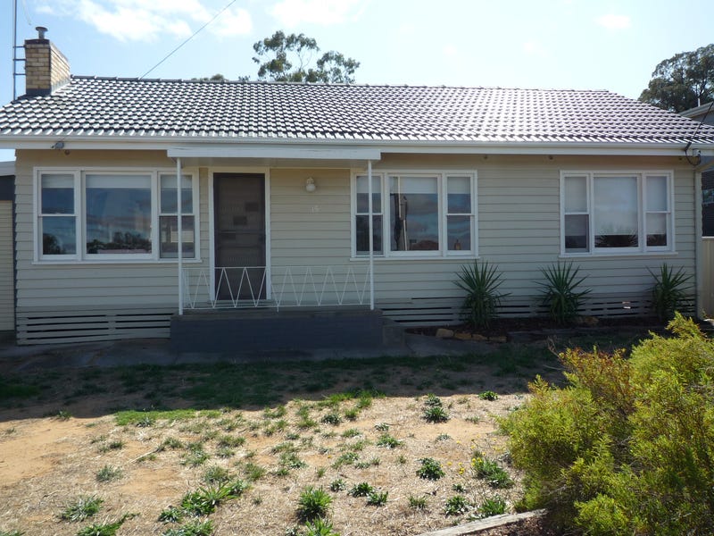 15 Towers Street, Flora Hill, VIC 3550