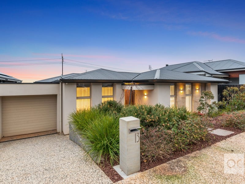 13 Buchanan Drive, Woodforde, SA 5072