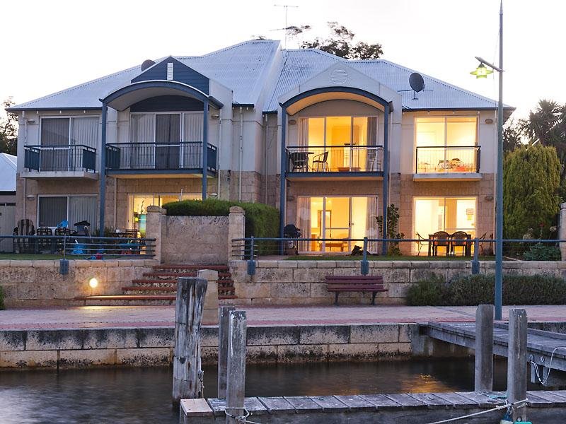 3 Waterford Retreat, Erskine, WA 6210 Property Details