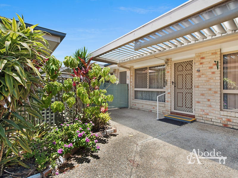4/57 Dalton Street, KippaRing, Qld 4021 Property Details