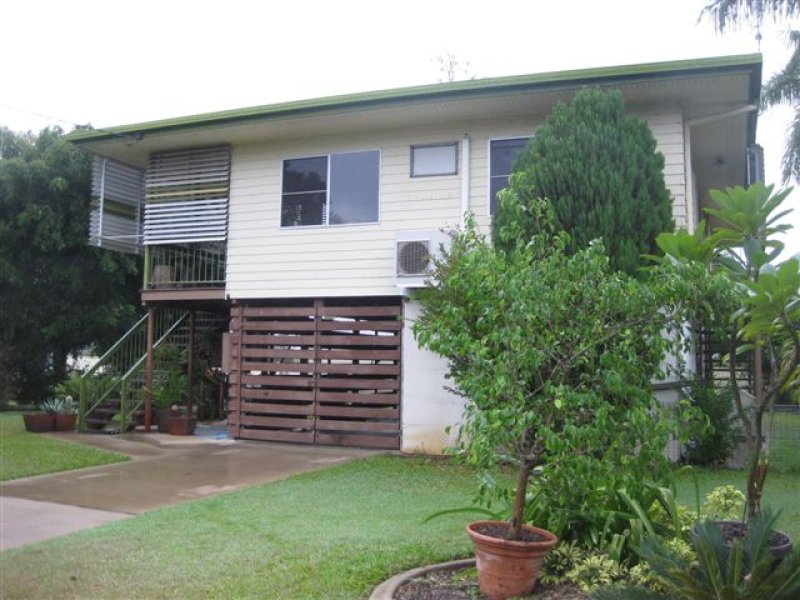 7 Shannon Drive, Moranbah, Qld 4744 Property Details