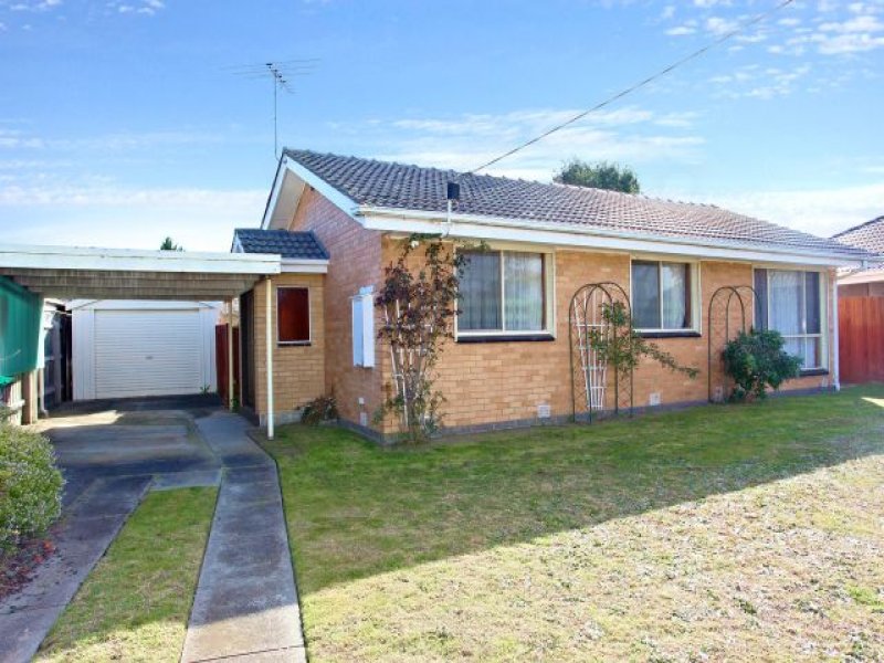 7 Manyung Court, Seaford, Vic 3198 Property Details