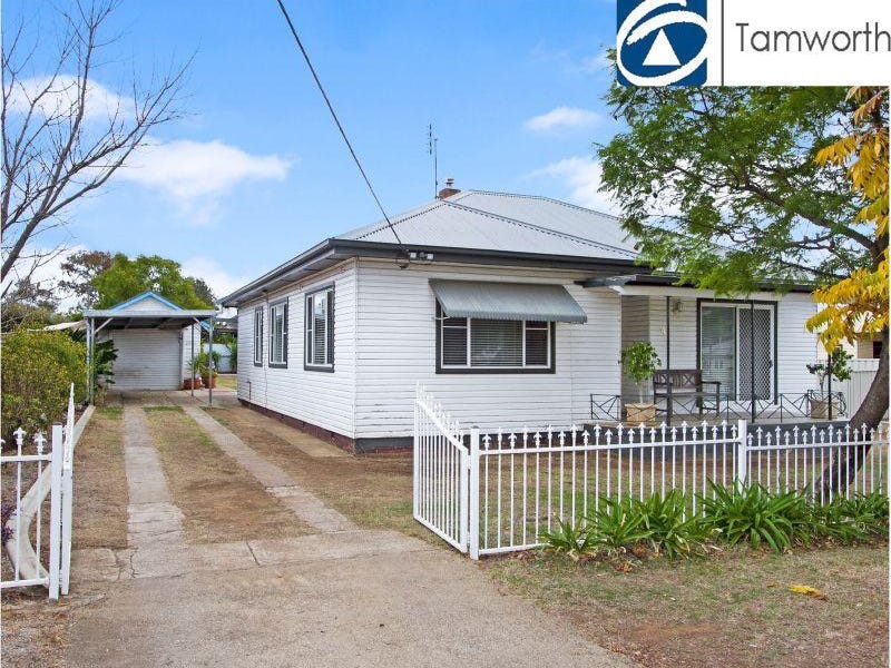 4 Begonia Street South Tamworth Nsw 2340 Property Details