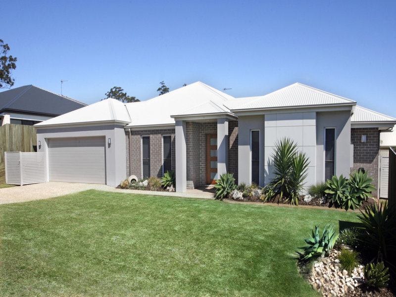 7 Drive, Middle Ridge, QLD 4350