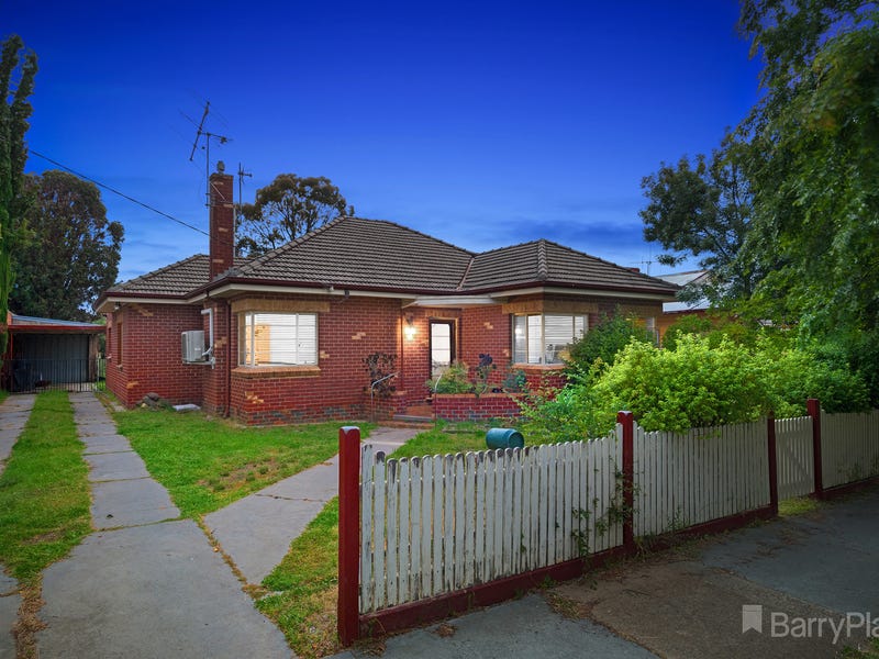 16 Ellis Street, Flora Hill, VIC 3550