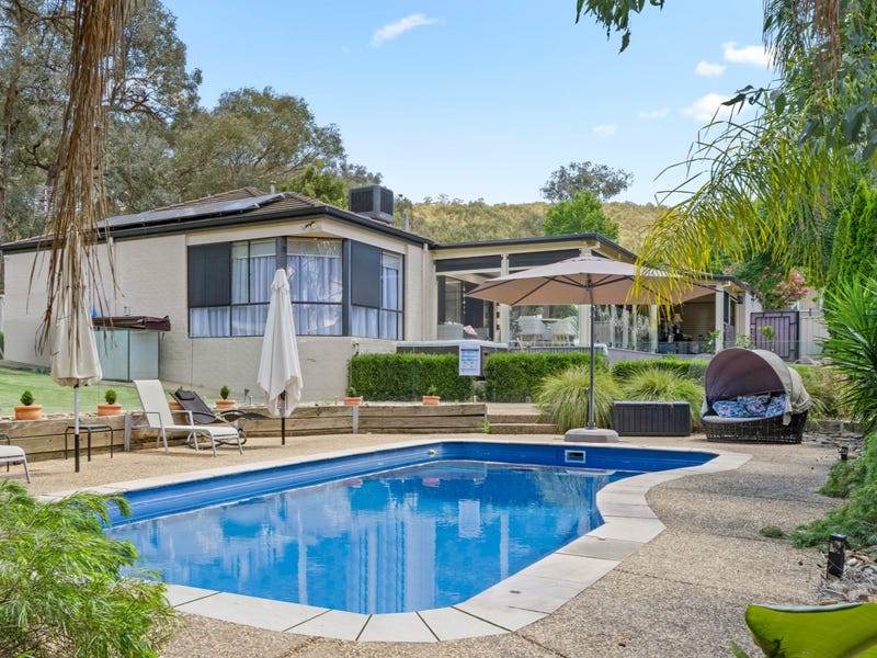 800 Gap Road, Glenroy, NSW 2653 House for Sale