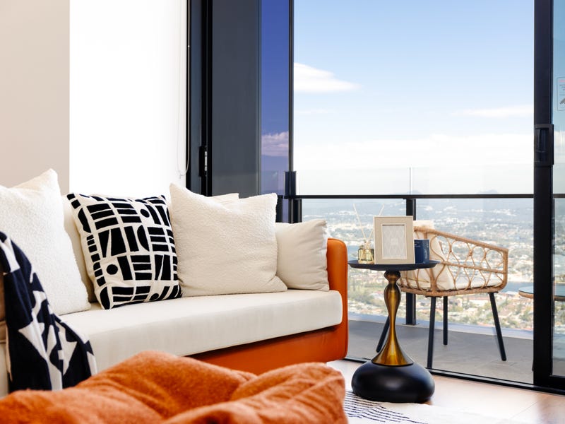 Real Estate & Property for Sale in Burleigh Heads, QLD 4220 (+1