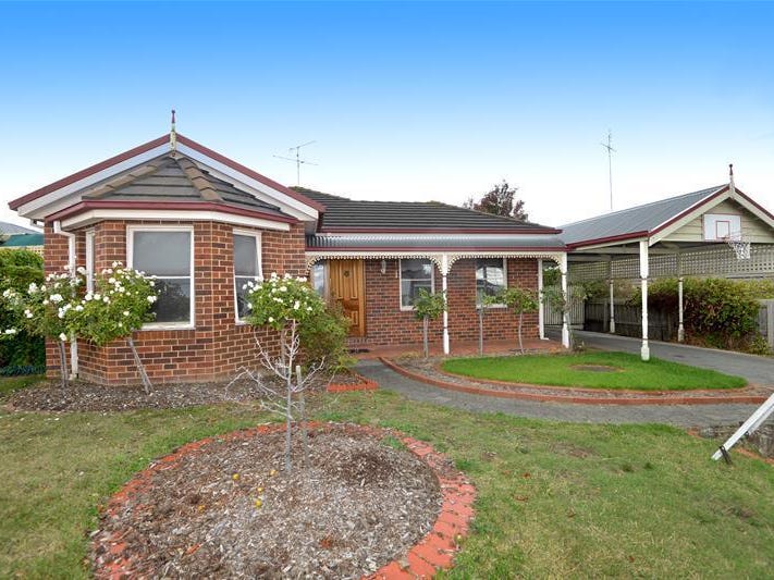 8 Kambalda Court, Leopold, Vic 3224