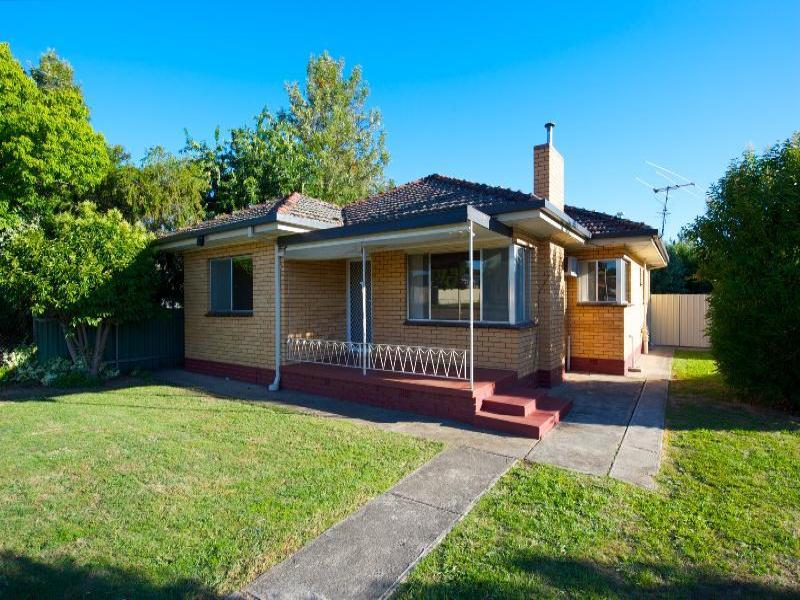 43 PEARCE STREET, Wodonga, Vic 3690 Property Details