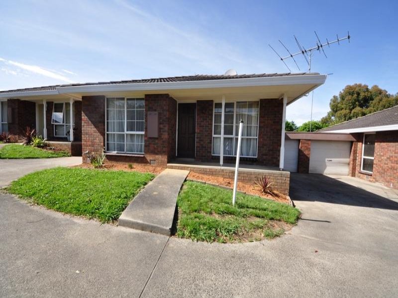 2/18 Darnum Street, Drouin, Vic 3818 Property Details