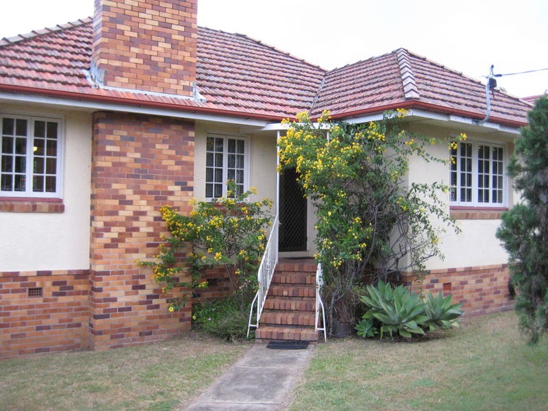 43 Woodrow Drive, Coorparoo, Qld 4151