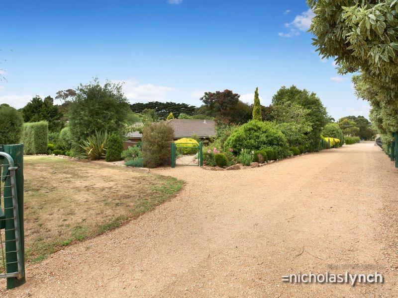 201 Roberts Road, Mornington, Vic 3931 Property Details