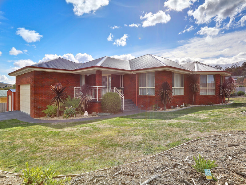 12 Mahoney Drive, Claremont, TAS 7011