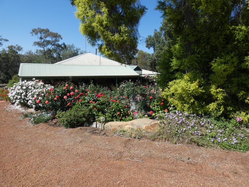456 ToodyayWest Road, Toodyay, WA 6566 Property Details