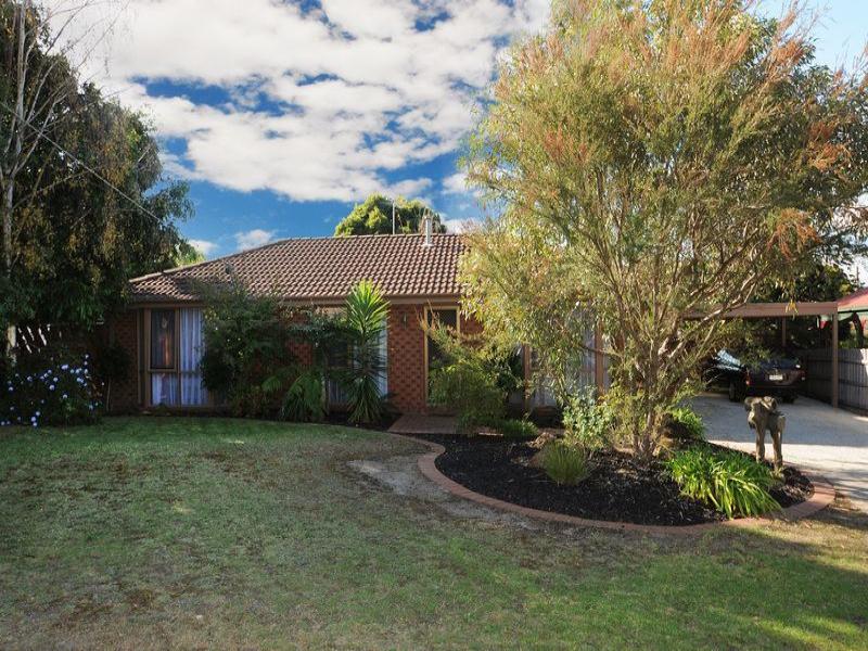 2 Paula Court, Langwarrin, Vic 3910 Property Details