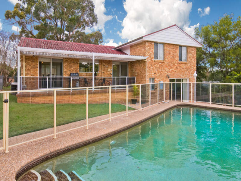 37 Ashburton Avenue, Turramurra, NSW 2074 Property Details