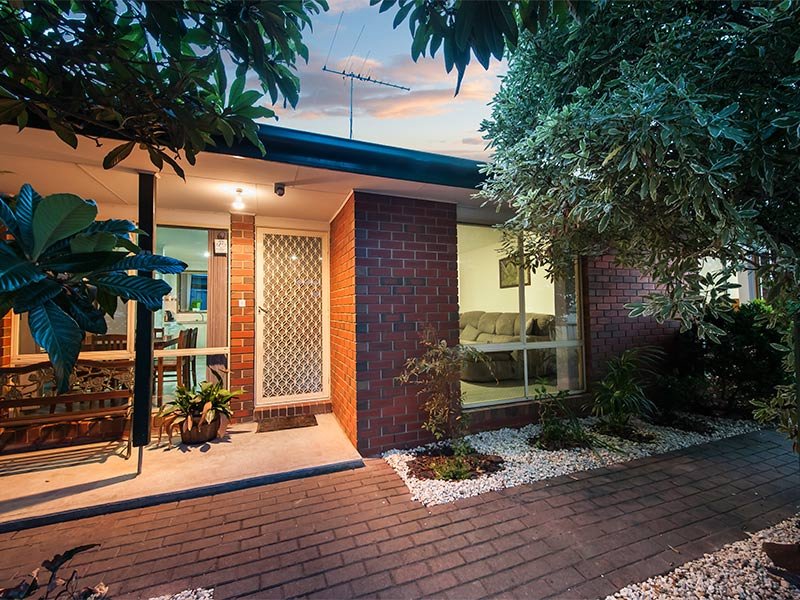 8 Geelong Street, Kingsville, VIC 3012