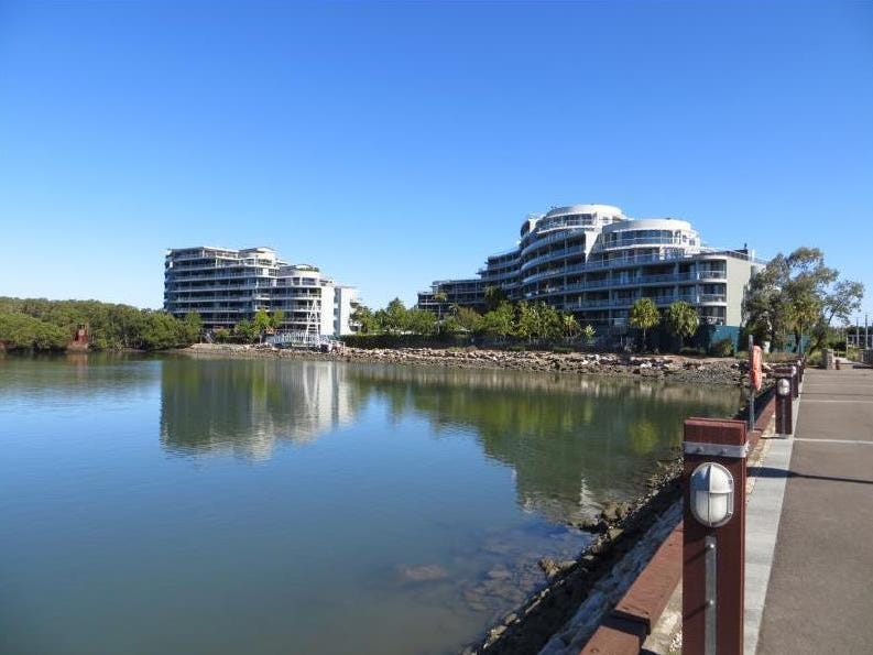 91/27 Bennelong Parkway, Wentworth Point, NSW 2127