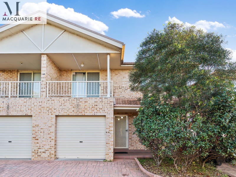 2/39 Doncaster Avenue, Casula, NSW 2170 Townhouse for Sale