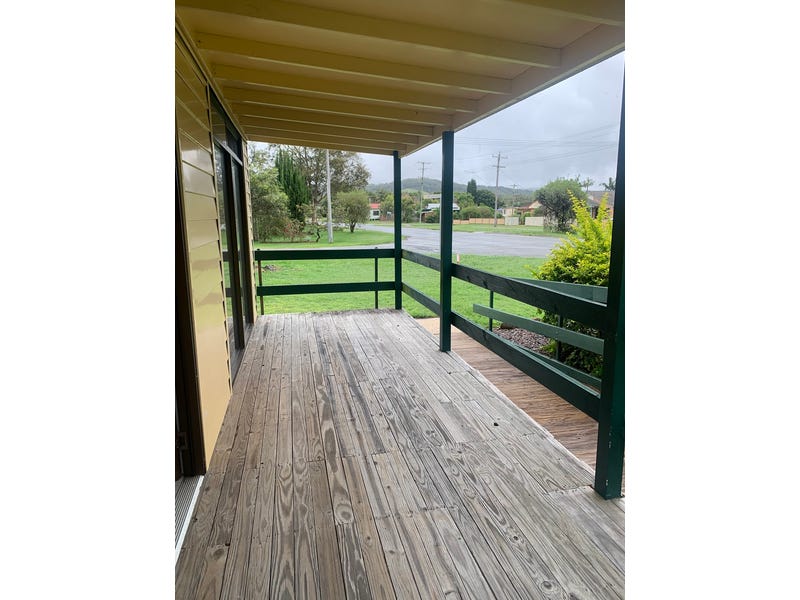 17 Ocean Avenue, Stuarts Point, NSW 2441