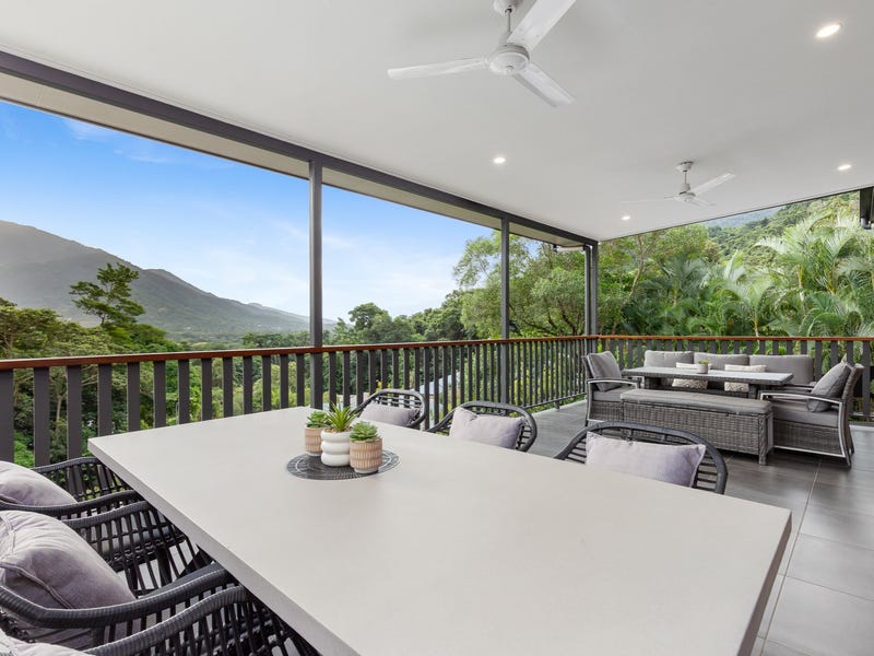 8 Stapleton Close, Redlynch, QLD 4870