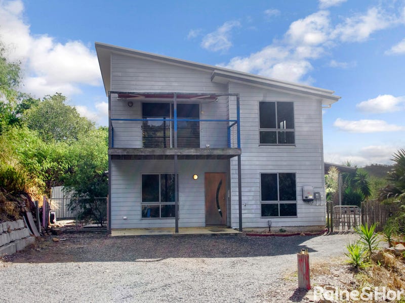 73 Hall Street, Mount QLD 4714