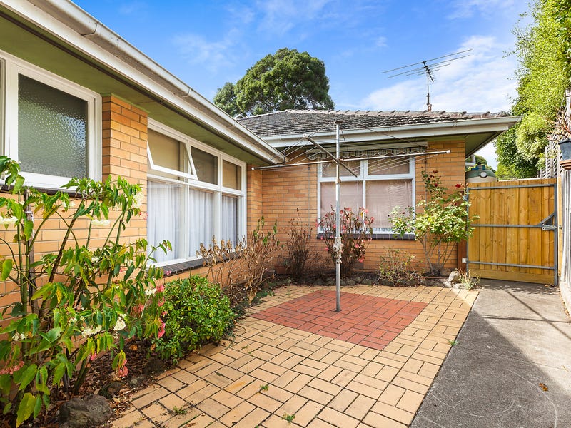 2/33 Logan Street, Canterbury, Vic 3126 Property Details