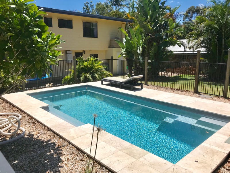 5 HAMILTON ROAD, Woodford, Qld 4514 Property Details