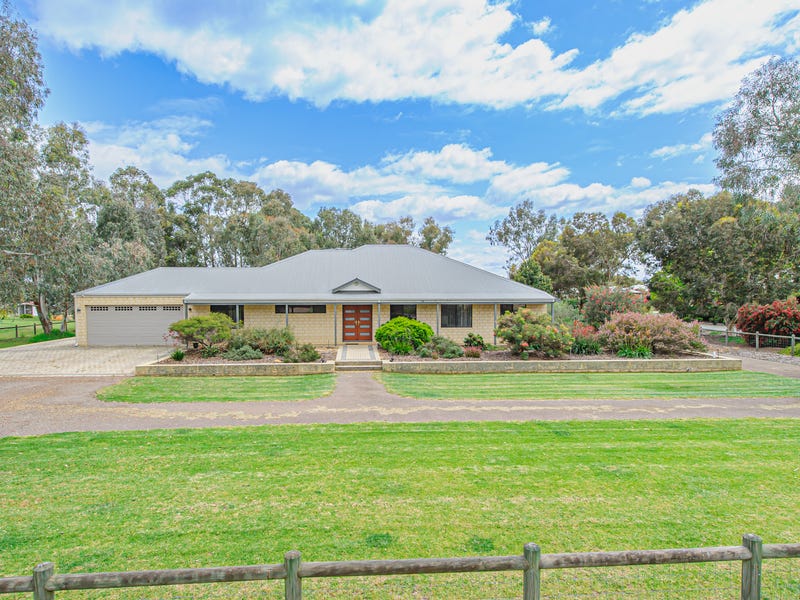 1311 Rowley Road, Hilbert, WA 6112 Property Details