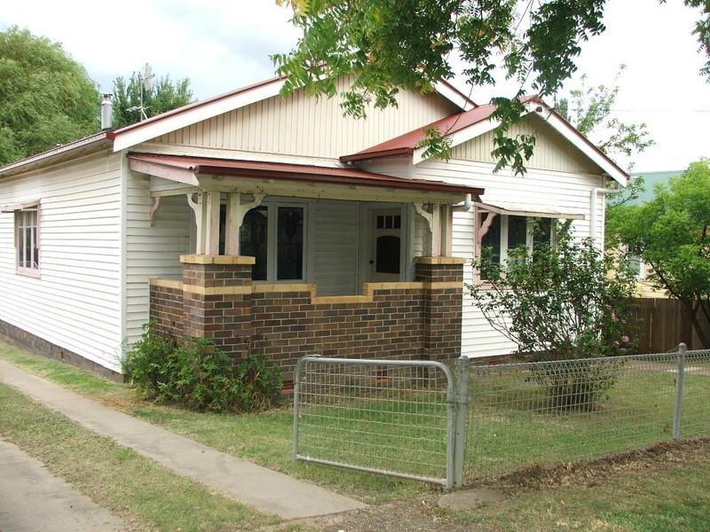 61 Marsh Street, Armidale, NSW 2350