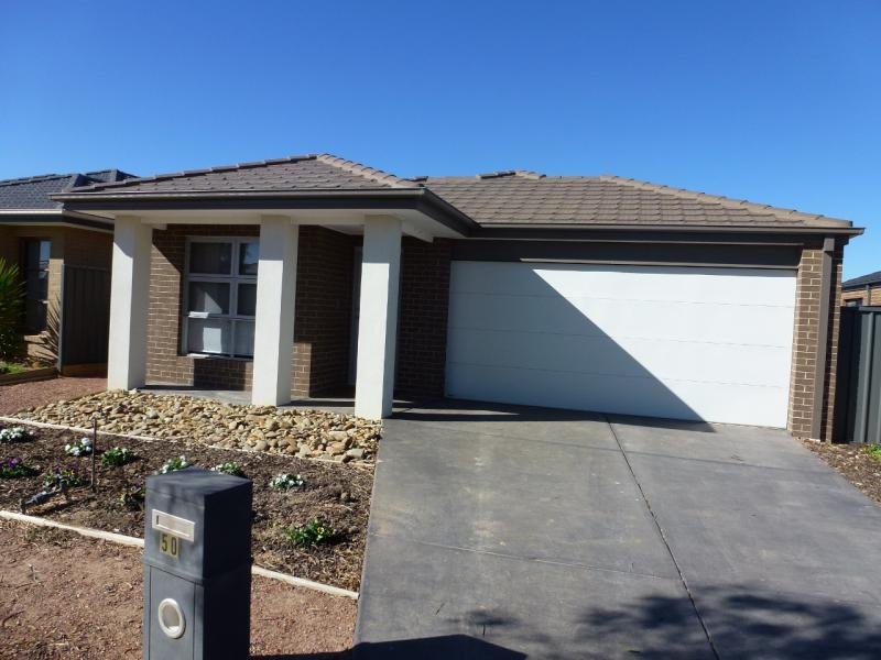 50 Greenfield Drive, Epsom, VIC 3551