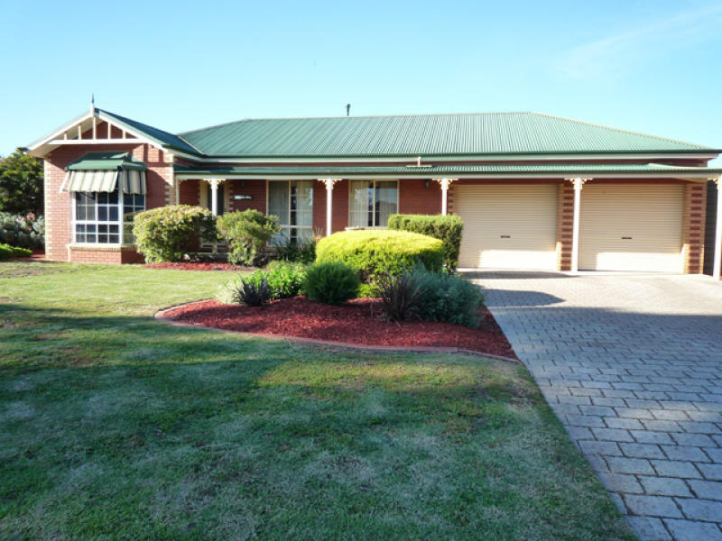 16 Redwood Drive, Strathfieldsaye, VIC 3551