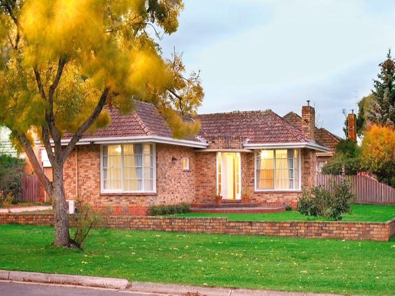 702 Bell Street, Redan, Vic 3350 Property Details