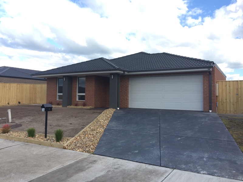 26 Shelton Park Drive, Koo Wee Rup, VIC 3981