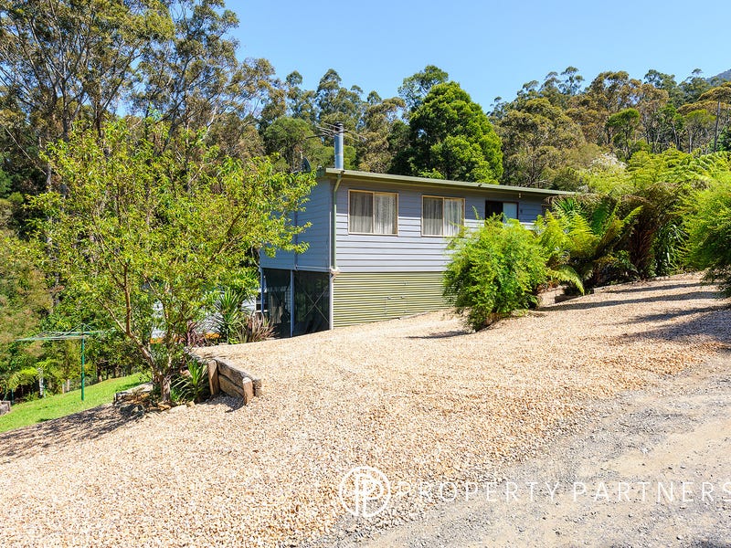 11 Essex Street, Warburton, Vic 3799 House for Sale