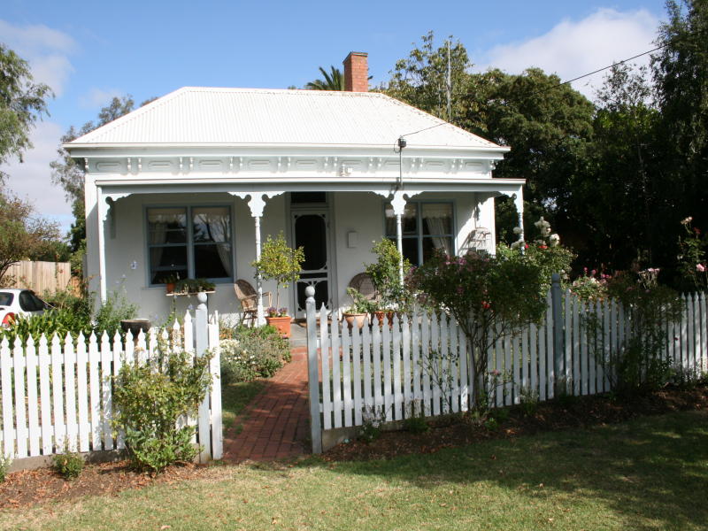 25 Station Street, Koroit, VIC 3282